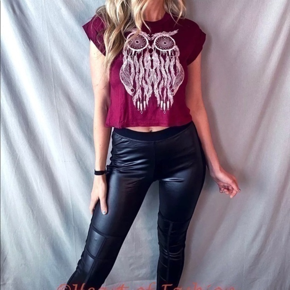 Burgundy Cap Sleeve Casual Graphic Crop Top Tee